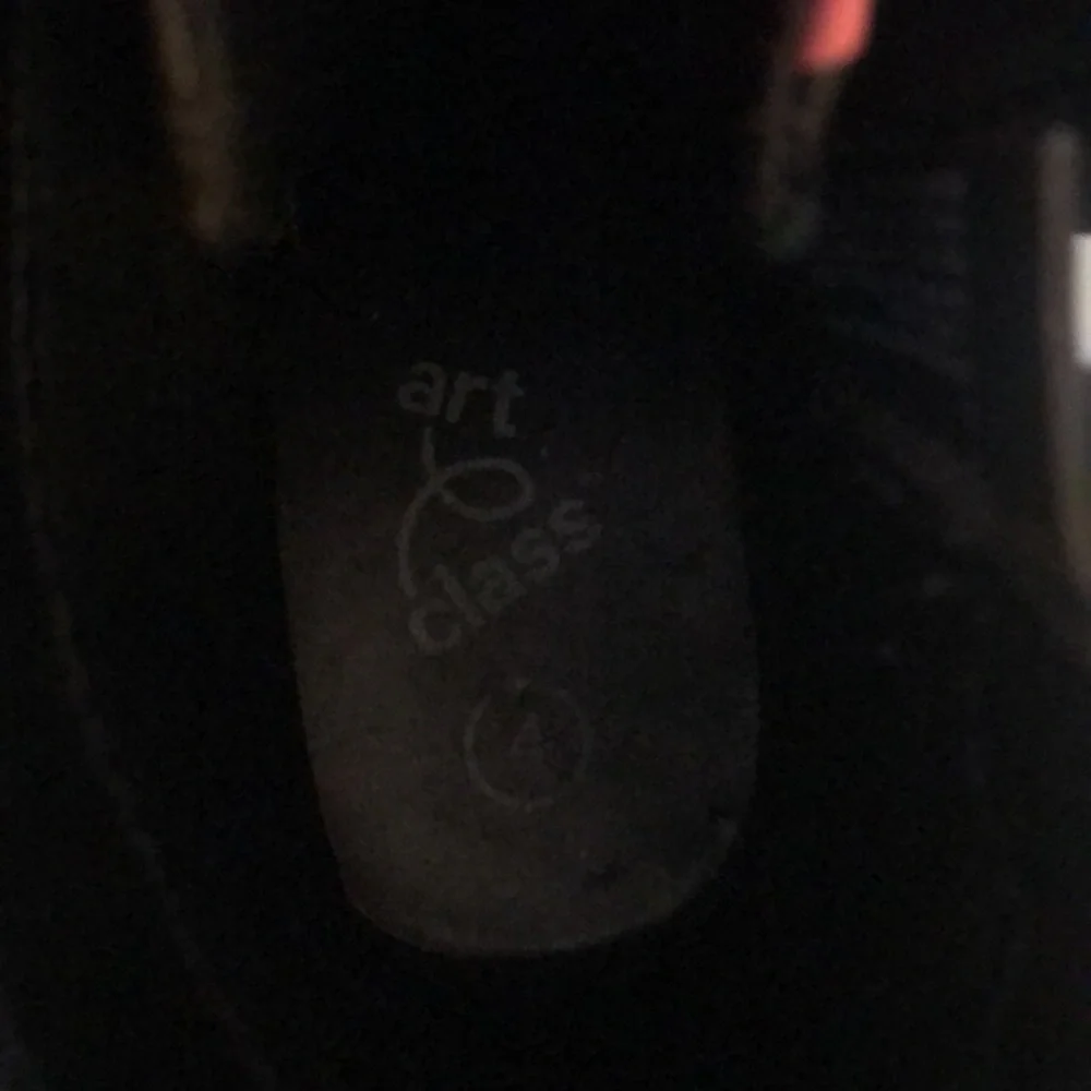 Boots - Picture 3 of 3
